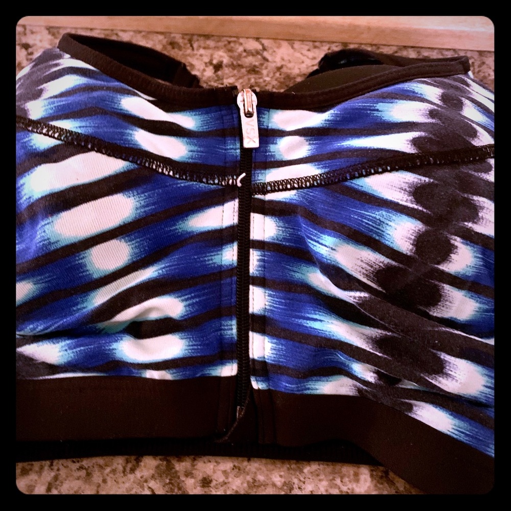 VS pretty blue sports bra